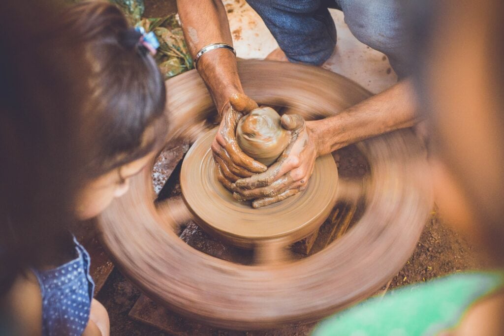 Photo pottery wheel in motion